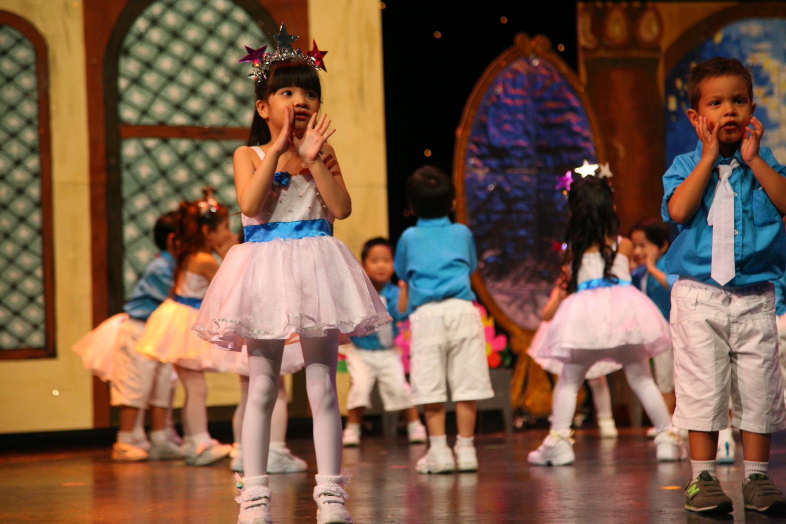 Varee_Annual_Performance 2013_Kindergarten_C1_093